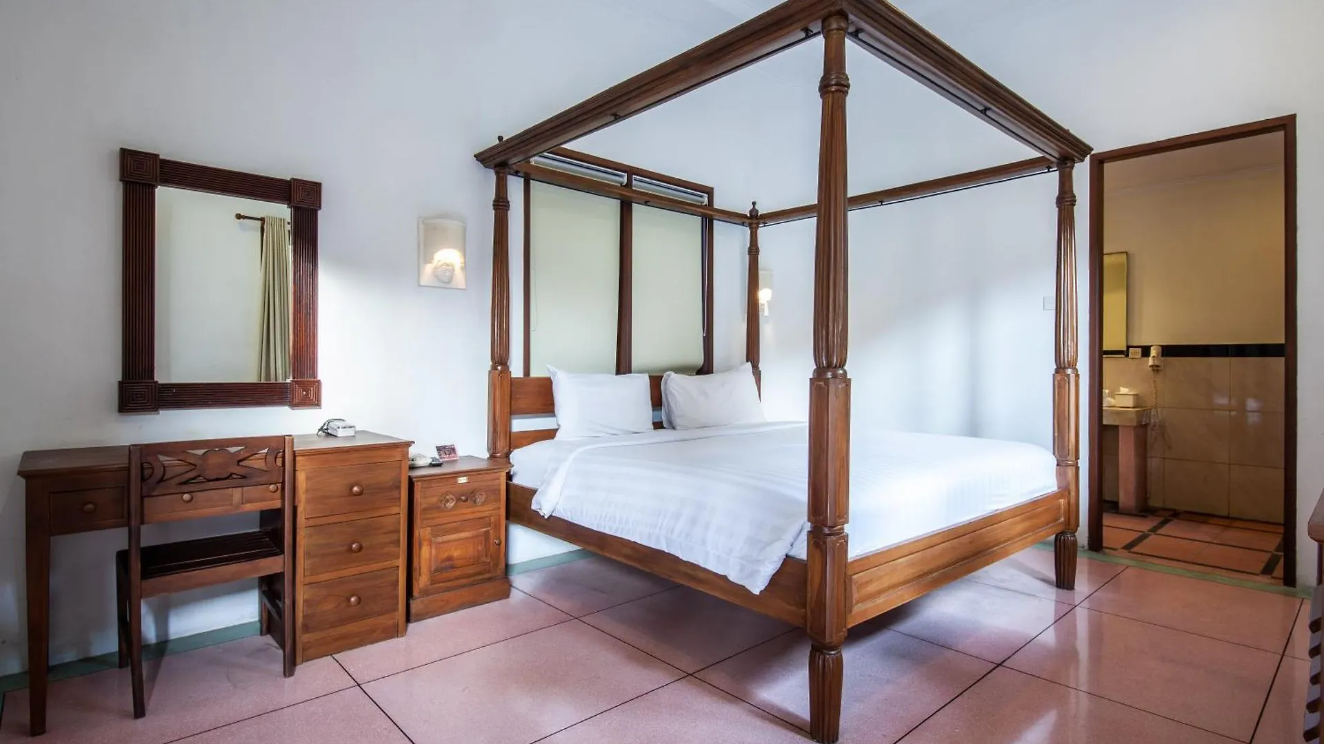 2-Bedrooms Private Pool Saraswati Villa Seminyak 0*,